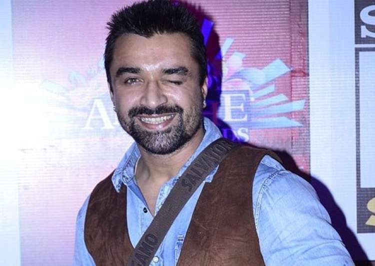 Bigg Boss 8: Ajaz Khan Ensures To Be 'decent And Cultured' This Time