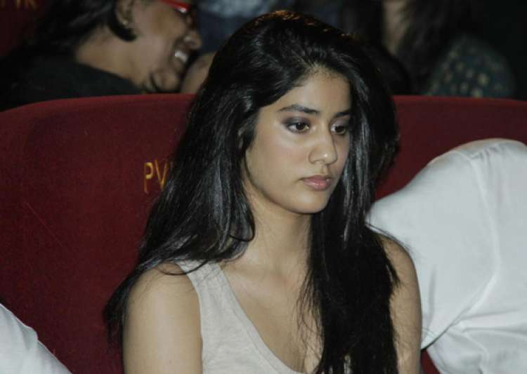 Jhanvi Kapoor Says No To B'wood