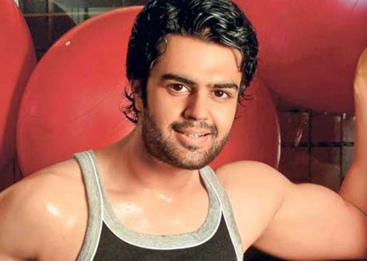 Manish Paul says his acts on stage are not planned (see pics)